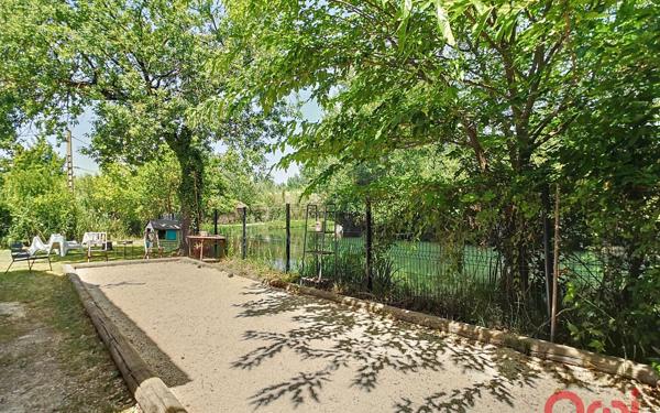 Maison à vendre    5 pièces • 120 m2 Saint-Saturnin-lès-Avignon