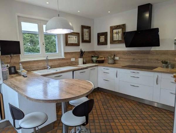 Villa d'exception à Montbrison avec piscine et cheminée