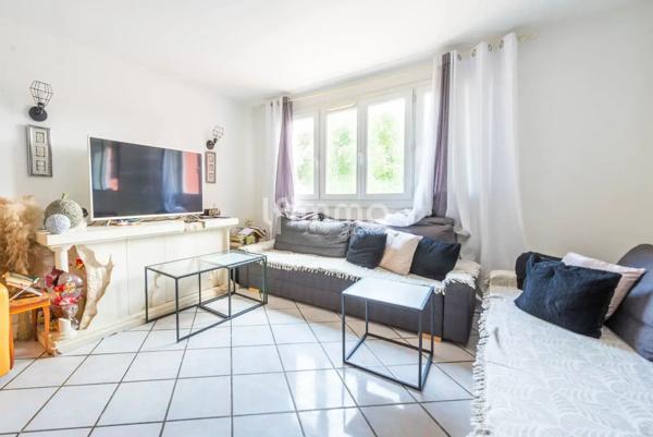Appartement 4 pièces - Cave - Parking privatif