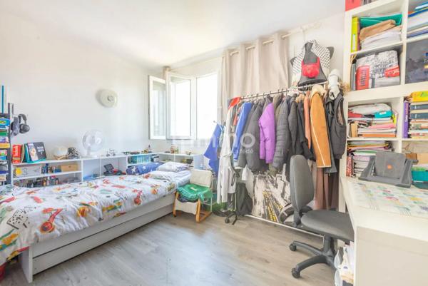 Appartement 4 pièces - Cave - Parking privatif