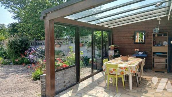 CARENTOIR, Maison d'habitation - Dans un cadre bucolique et paisible, venez découvrir cette aut...