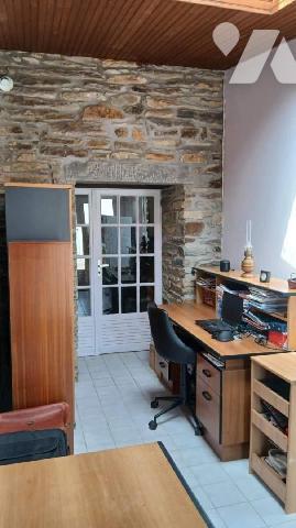 CARENTOIR, Maison d'habitation - Dans un cadre bucolique et paisible, venez découvrir cette aut...