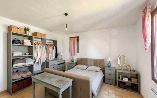 Maison à vendre    4 pièces •  La Crau