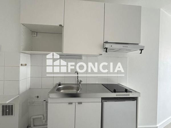 Location Studio 17.57 m² - 14 RUE AMELOT Paris 75011