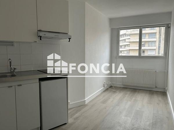 Location Studio 17.57 m² - 14 RUE AMELOT Paris 75011
