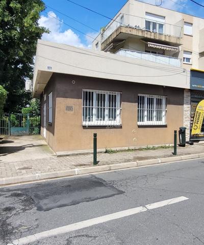 Murs commerciaux 67m² en rez de chaussé