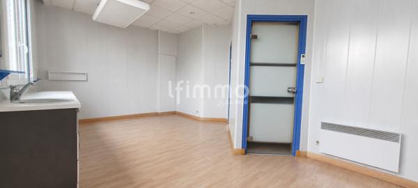 Murs commerciaux 67m² en rez de chaussé