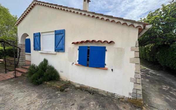 Maison à vendre    5 pièces •  Saint-Cyr-sur-Mer