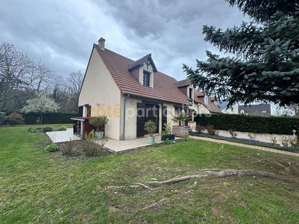 Location Maison138,8 m² - 6 Pièces - EVREUX (27000)