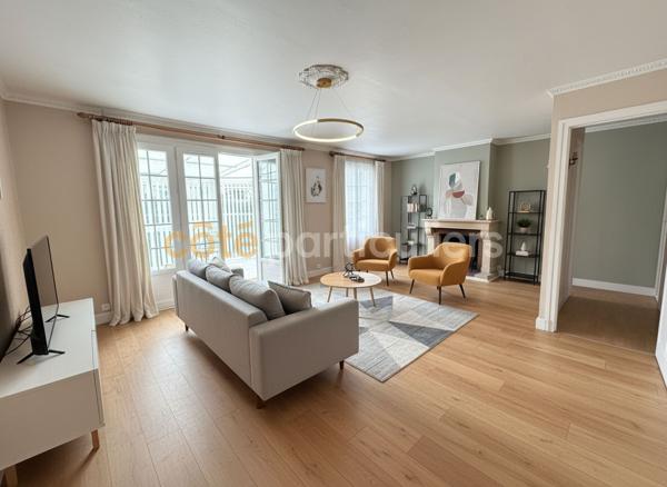 Vente
                Maison115,38 m² - 5 Pièces -
                    EVREUX (27000)