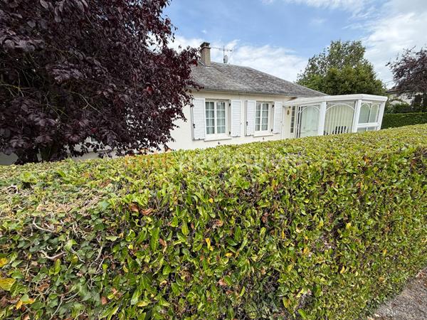 Vente
                Maison115,38 m² - 5 Pièces -
                    EVREUX (27000)