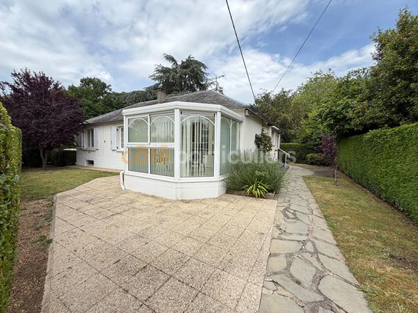 Vente
                Maison115,38 m² - 5 Pièces -
                    EVREUX (27000)