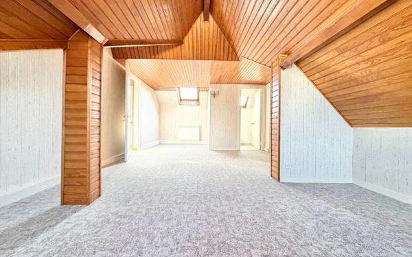 Maison à vendre    5 pièces •  Chartres