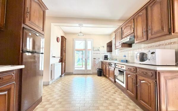 Maison à vendre    5 pièces •  Chartres