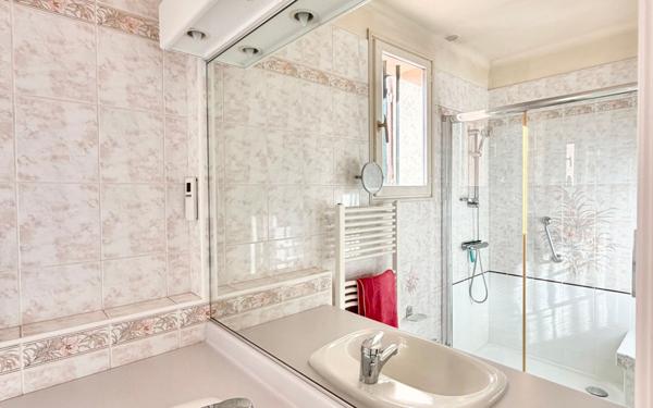 Maison à vendre    5 pièces •  Chartres