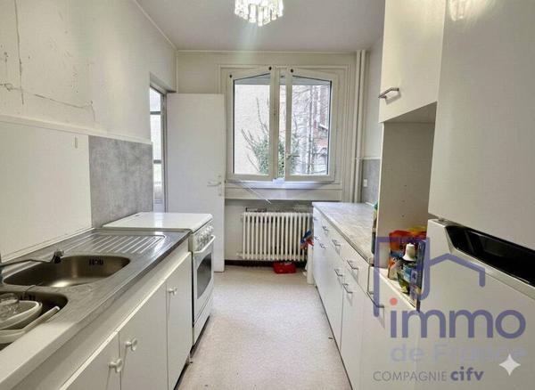 Appartement 3 pièces                                        - 42500 Le Chambon-Feugerolles Réf : 2525-CIFVFOREZVELAY