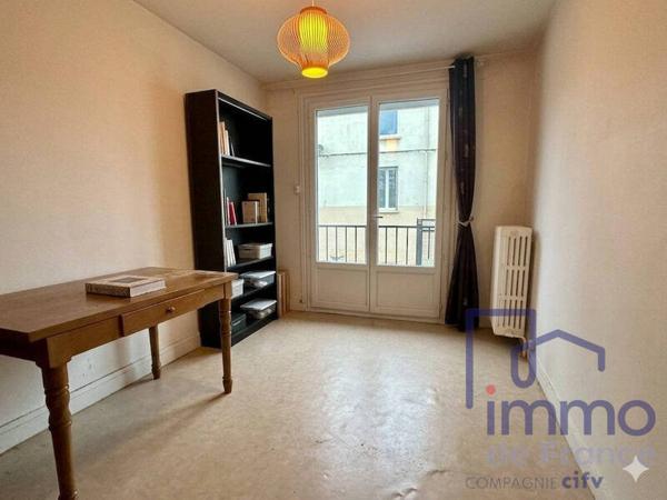 Appartement 3 pièces                                        - 42500 Le Chambon-Feugerolles Réf : 2525-CIFVFOREZVELAY