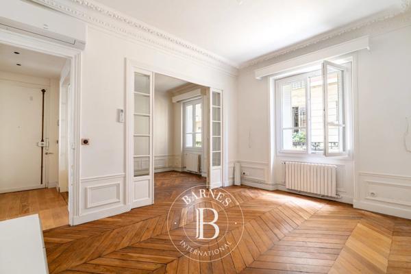 Neuilly-sur-Seine, Appartement 1 Chambre -  56 m² à vendre