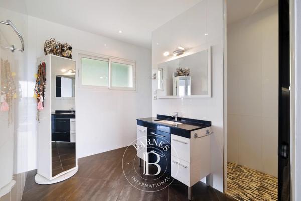 Pau, Maison 4 Chambres -  253 m² à vendre