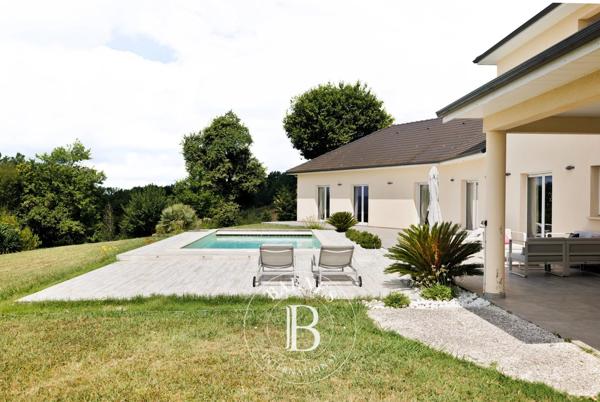 Pau, Maison 4 Chambres -  253 m² à vendre
