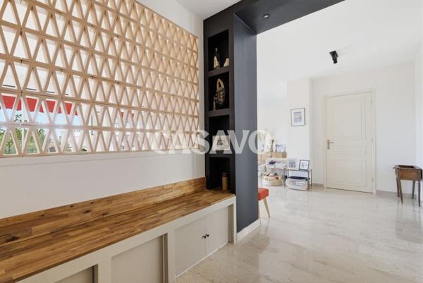 Vente Appartement 4 pièces de 121m² - 13100 Aix-en-Provence