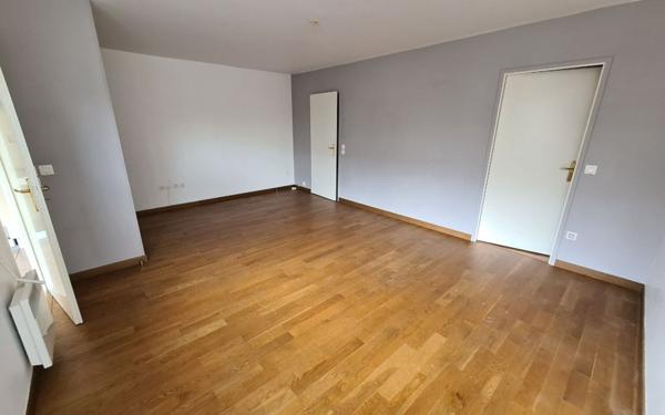 Appartement à louer    3 pièces •  Noisy-le-Grand