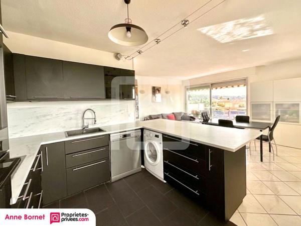 Appartement 2 pièces 49 m2 avec terrasses, garage et cave