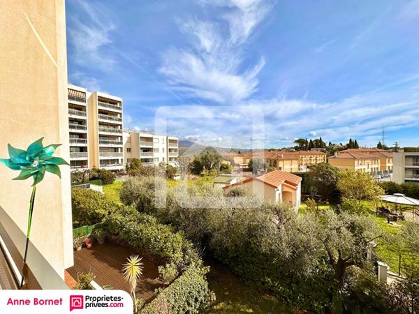 Appartement 2 pièces 49 m2 avec terrasses, garage et cave