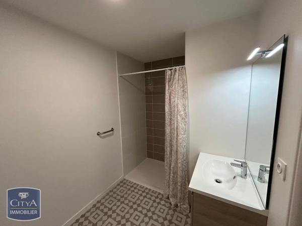Appartement à louer 3 pièces 70.31m² Pont-l'Abbé (29120)