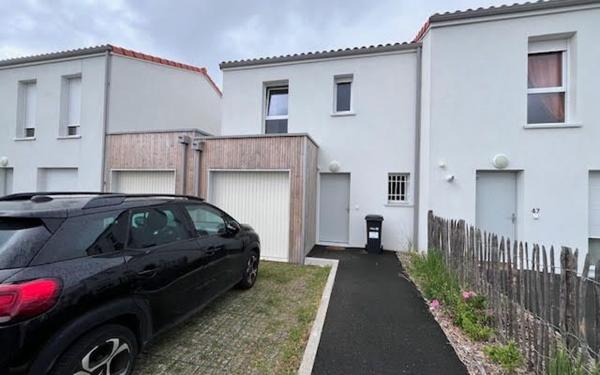 Maison à vendre    4 pièces •  Angoulins