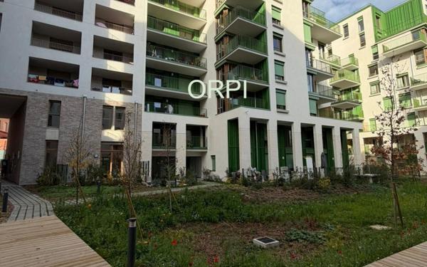 Appartement à louer    2 pièces • 42,13 m2 Vitry-sur-Seine