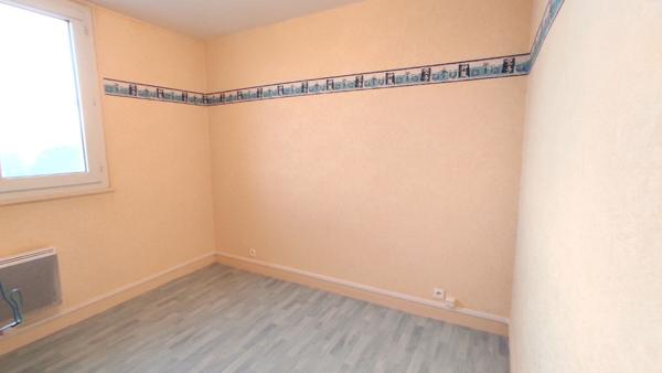Appartement 3 pièces à vendre Châtellerault - 86100 / Réf: 11848