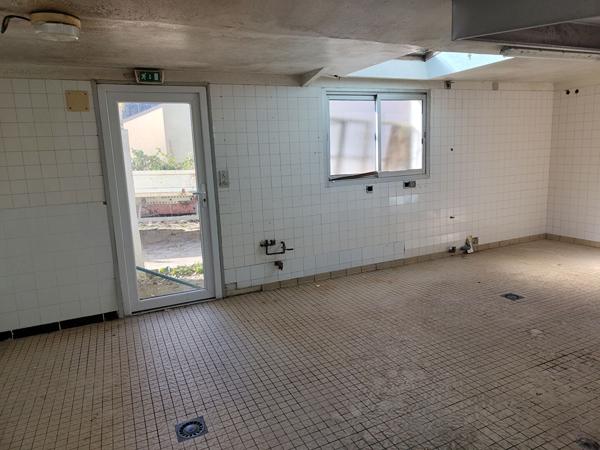 Maison 4 pièces à vendre à Questembert - Travaux à prévoir, proche écoles et commerces