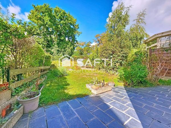 Maison 3 chambres dans une résidence familiale