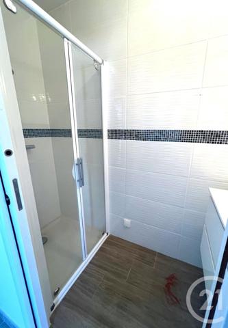 Appartement F3 à vendre  3 pièces - 81,79 m2 LA LONDE LES MAURES - 83