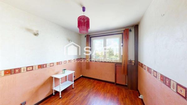 Appartement T4 avec parking et cave