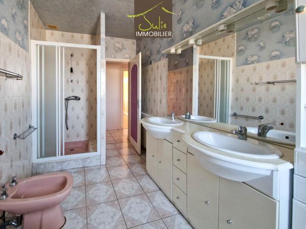 Aux portes de Bressuire MAISON A VENDRE de 138m² avec GARAGE
