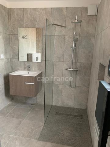 Villa architecte à vendre 6 pièces proche de CARCASSONNE (11) 186,80m2 habitable sur terrain de 1926m2