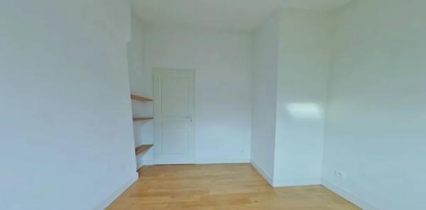 APPARTEMENT T3 A LOUER - LYON 2EME ARRONDISSEMENT Bellecour-Sala 58.82 m 2 1 180 € charges comprises par mois