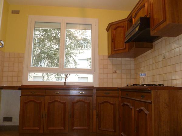 Appartement T3 avec balcon en résidence