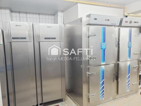 HOTEL / RESTAURANT / SALON DE THE / PATISSERIE