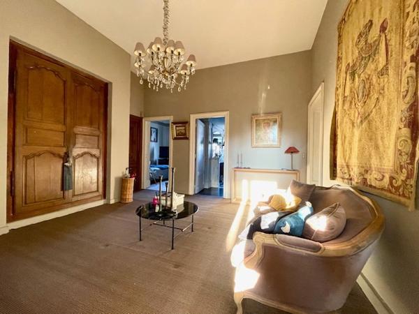 Appartement 4 pièces - 154 m² Exclusivité efficity