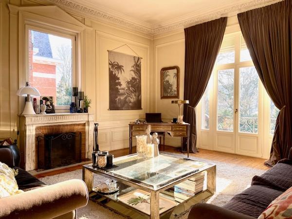 Appartement 4 pièces - 154 m² Exclusivité efficity