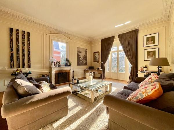 Appartement 4 pièces - 154 m² Exclusivité efficity