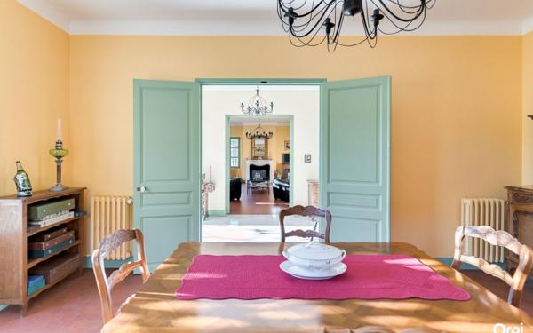 Maison à vendre    6 pièces • 243,65 m2 La Ciotat