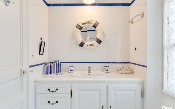 Maison à vendre    6 pièces • 243,65 m2 La Ciotat