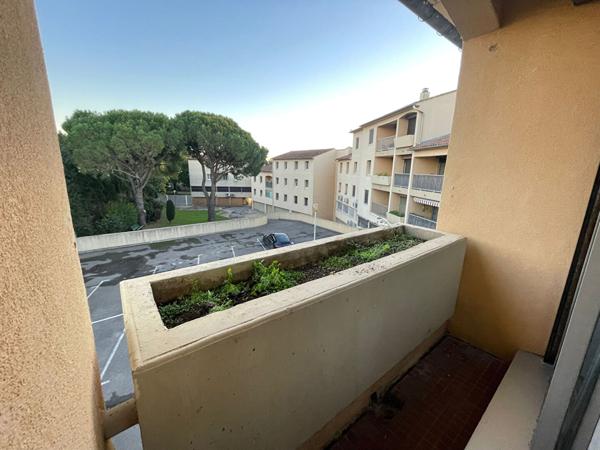 AVIGNON - LE PONTET - QUARTIER DE FARGUES - APPARTEMENT DE 85 M² AVEC TERRASSE TYPE 4 DE 85 M² SURF HAB + GARAGE