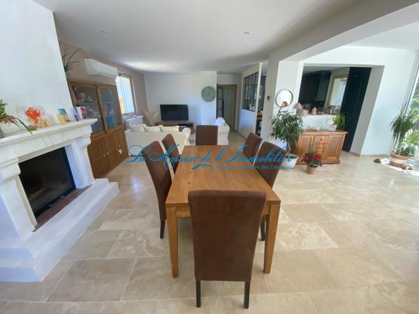 QUISSAC, maison de type F4 plus mazet, avec piscine et dépendances, sur 1853 m² de terrain