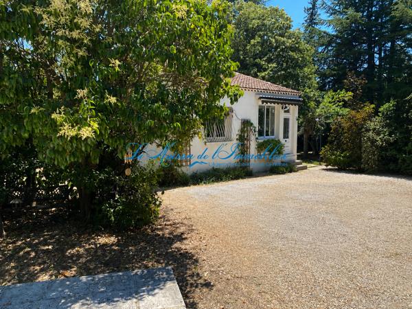 QUISSAC, maison de type F4 plus mazet, avec piscine et dépendances, sur 1853 m² de terrain