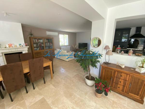 QUISSAC, maison de type F4 plus mazet, avec piscine et dépendances, sur 1853 m² de terrain